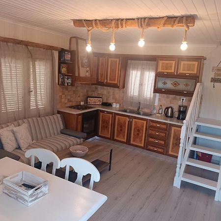 Sofia-Irini Villa Каламаки Екстериор снимка