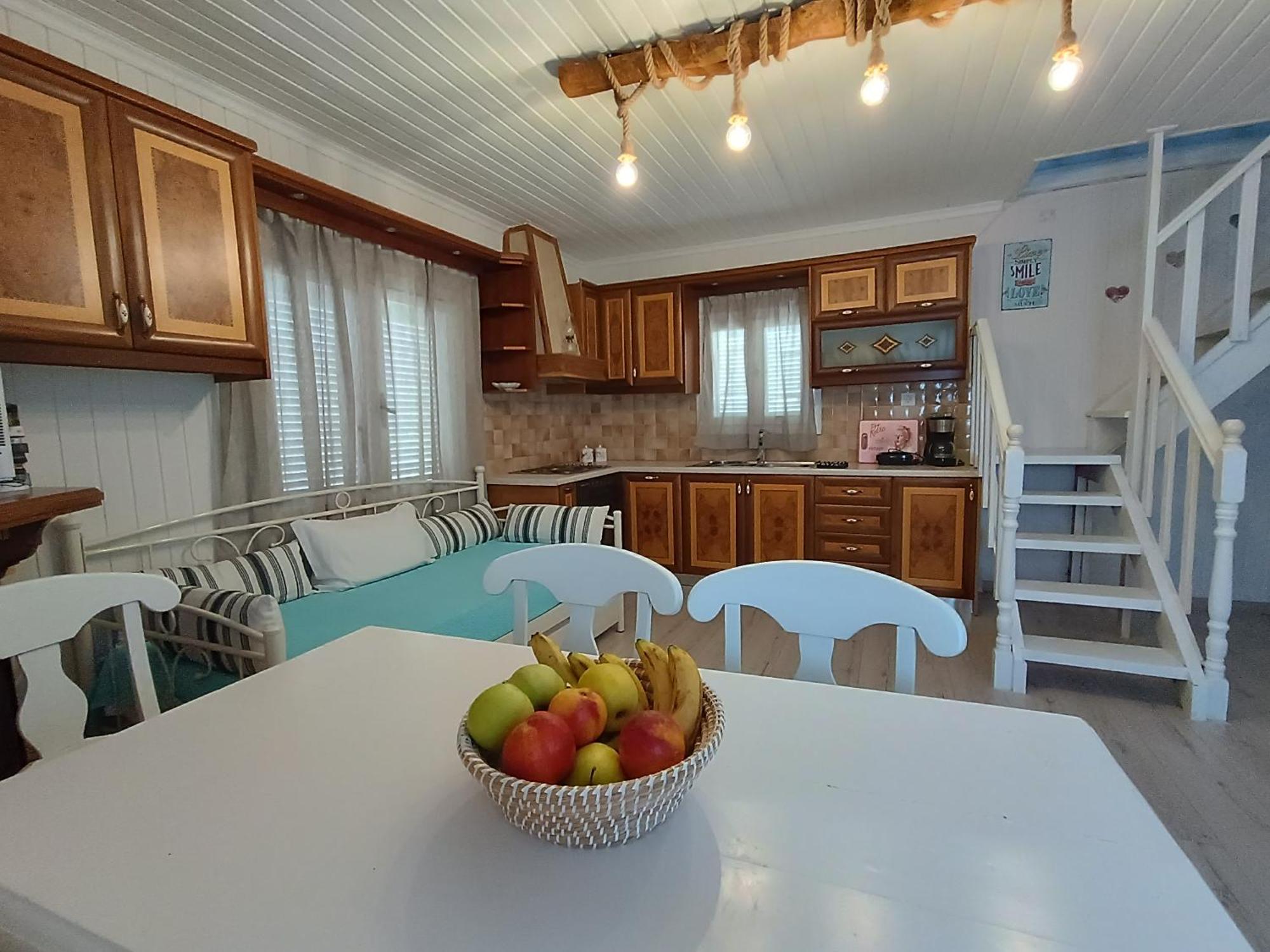 Sofia-Irini Villa Каламаки Екстериор снимка