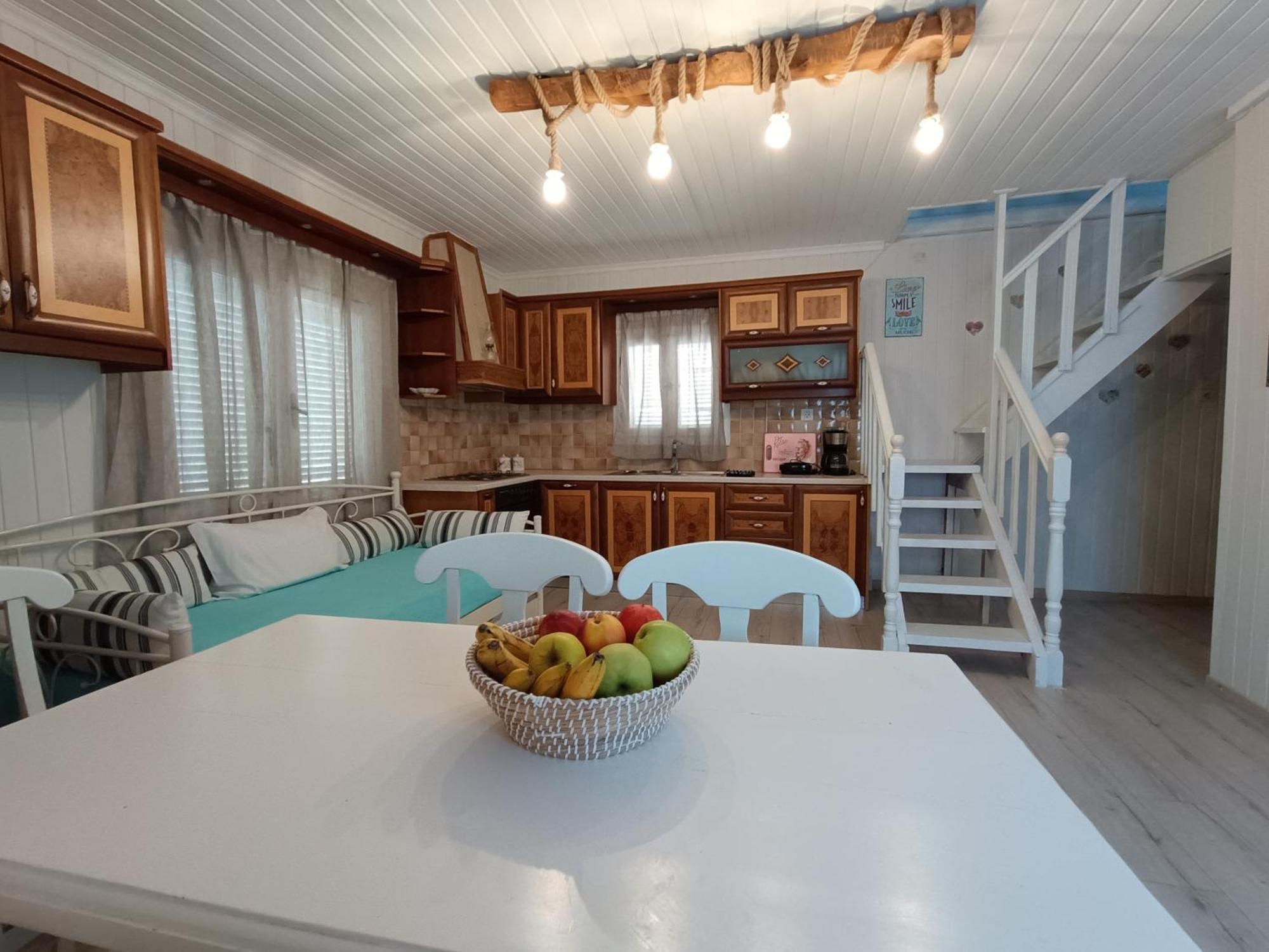 Sofia-Irini Villa Каламаки Екстериор снимка