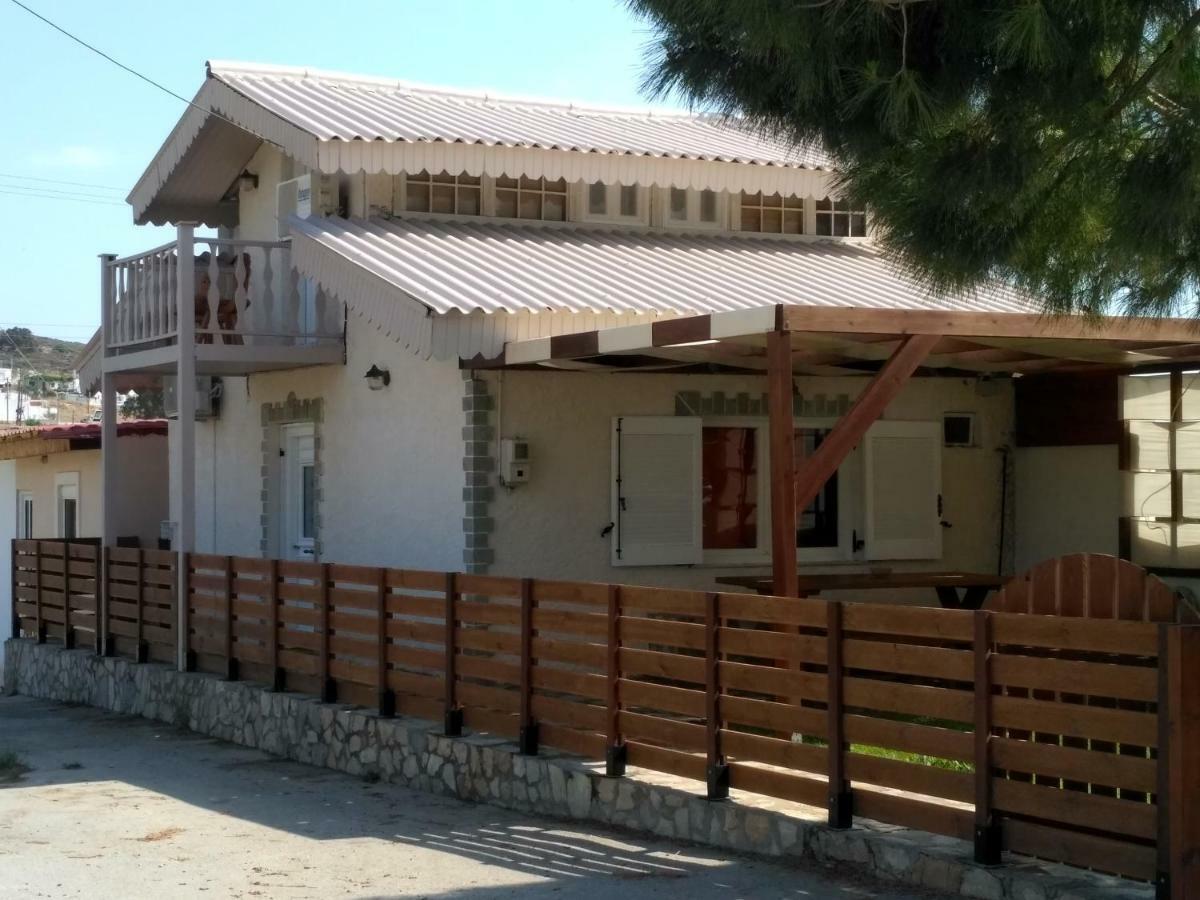 Sofia-Irini Villa Каламаки Екстериор снимка
